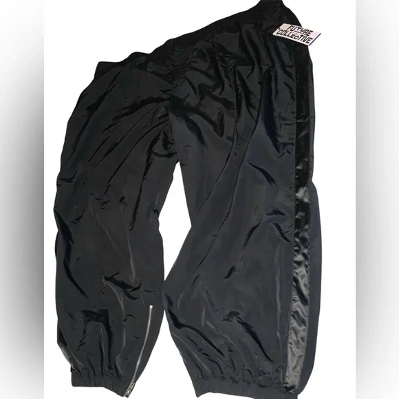 NWT Future Collective 4X elastic waist joggers with stylish design athletic wear - Picture 4 of 10